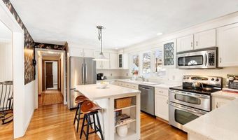 21 Marcia Rd, Wilmington, MA 01887