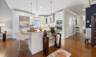 81 Fieldstone Ln 81, Beacon Falls, CT 06403