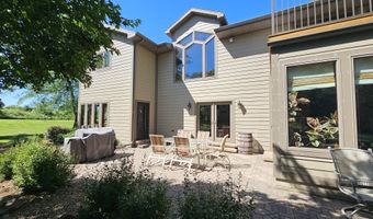 39081 Greenwood Ln, Aberdeen, SD 57401