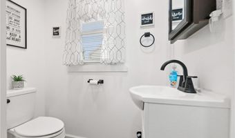 2128 S Freedom Ave, Alliance, OH 44601