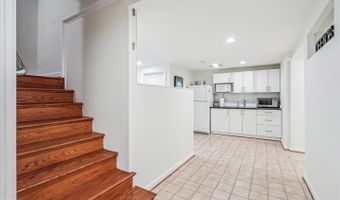 6623 RADNOR, Bethesda, MD 20817