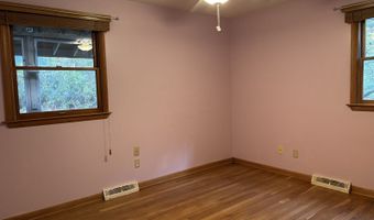 17 Ring, Athens, OH 45701