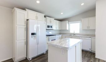 62 Hummingbird Ln, Oceanside, CA 92057