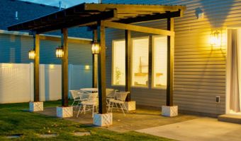 388 Church St, Ammon, ID 83401