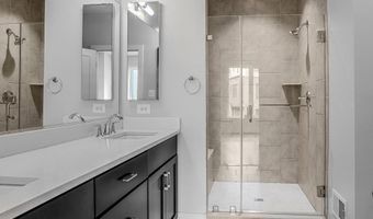 6940 ROCKLEDGE Dr, Bethesda, MD 20817