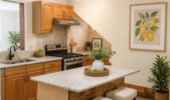 2543 Rooke Ave, Honolulu, HI 96817
