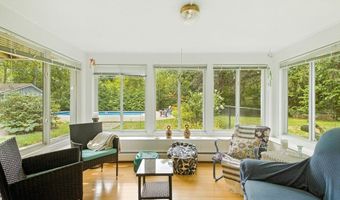 5 Brookside Cir, Acton, MA 01720