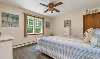 52 Meadow Ln, Belmont, NH 03220
