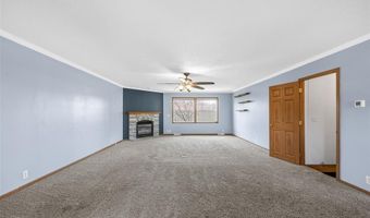 504 S Linn St, Anamosa, IA 52205