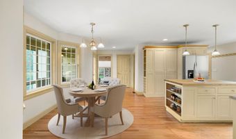 72 Joppa Hill Rd, Bedford, NH 03110