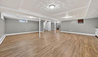 45 Hamden Rd, Cranston, RI 02920