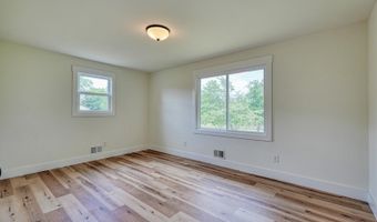 222 Northgate Cir, Boiling Springs, SC 29316