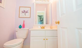 44186 SHADY GLEN Ter, Ashburn, VA 20147