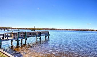 35 Hanson Rd, Barrington, RI 02806