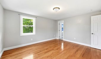 1185 Bay Rd, Amherst, MA 01002