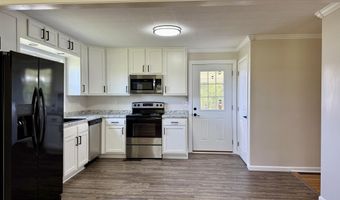 6897 HWY 52, Beattyville, KY 41311