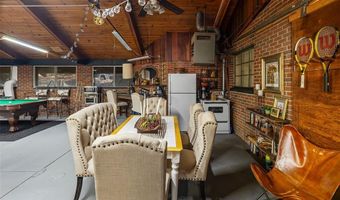 3838 Omega St, Alton, IL 62002