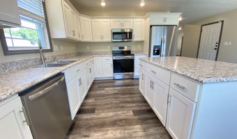 1902 14th St, Bedford, IN 47421