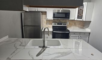 286 W PALOMINO Dr 180, Chandler, AZ 85225