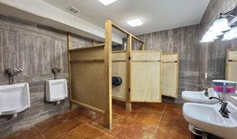 2180 Section Line Rd, Albertville, AL 35950