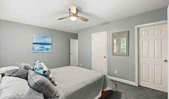 84 Roundhouse Rd, Bourne, MA 02532