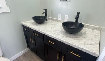 312 E 2nd St, Bicknell, IN 47512