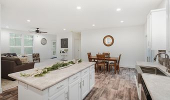 10790 Downhill Dr, Belle Fourche, SD 57717