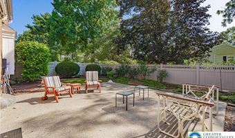 1425 N 39th St, Allentown, PA 18104
