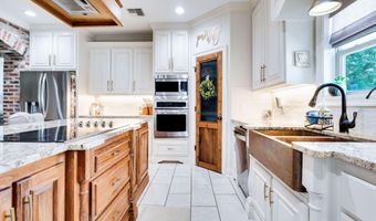 137 Risley Rd, Arnaudville, LA 70512