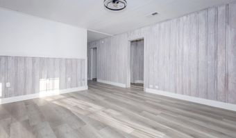 4418 Richard St, Moss Point, MS 39563
