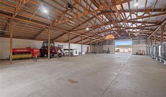 14971 Fairmount Rd, Basehor, KS 66007