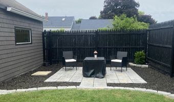 4 Trueworthy Ave, Augusta, ME 04330