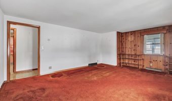 124 N Cliff St, Ansonia, CT 06401