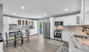 91 Highland Dr, Barnegat, NJ 08005