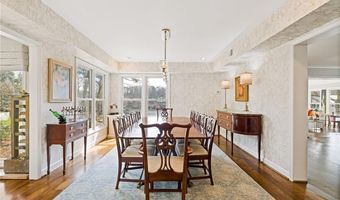 594 Hilltop Ln, Berkeley Lake, GA 30096