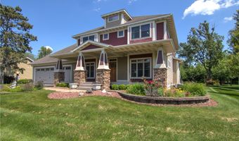 907 Sandalwood Dr, Altoona, WI 54720