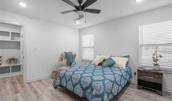 1114 Hunter Dr, Barling, AR 72923