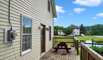 5922 VT 15 Rte, Cambridge, VT 05464