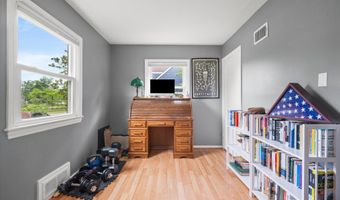 6926 VANDERBILT Dr, Alexandria, VA 22307