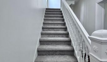 1120 16th St, Aurora, NE 68818