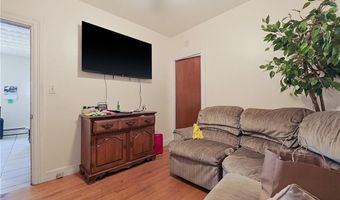 19 Elm St, Cumberland, RI 02864