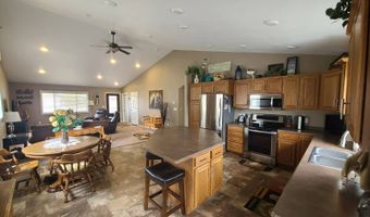 705 Preserve Place Rd, Bottineau, ND 58318