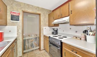 420 Renee Dr, Andover, KS 67002