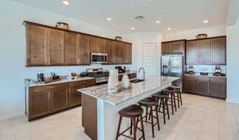 9929 S DUTCHMAN Dr, Apache Junction, AZ 85120