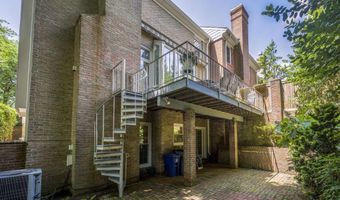 8013 RISING RIDGE Rd, Bethesda, MD 20817