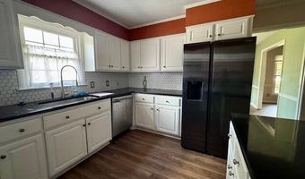 1003 Robinwood Rd, Aberdeen, NC 28315