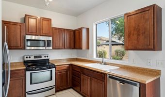 1876 E BARNACLE Ave, Apache Junction, AZ 85119