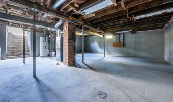 45 Old Phinney's Ln, Barnstable, MA 02630