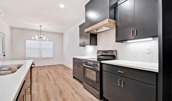 1 Consett Ln, Bella Vista, AR 72714