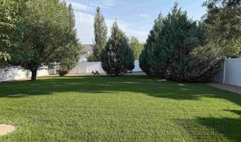 214 PALM SPRINGS Ave, Cheyenne, WY 82009